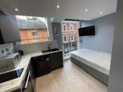 Brand new Studio all bills Inc In City Centre