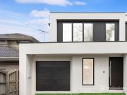 Brand New! Stunning 4 Bedroom Family Home in Bentleigh East
