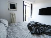 Brand new stylish Park view Apartment with Loggia in F...