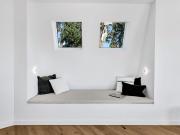 Brand new townhouse with bay views. walk to beach