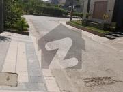 Brand New Zero Meter Prime Location House Phase 7...