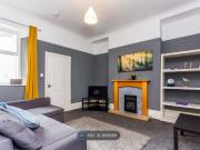 Brandling St, Sunderland SR6, 2 bed flat to rent, £1,850...