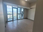 Brandnew 3 Bedroom Condo for Rent in Uptown Parksuites,...