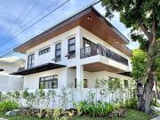 Brandnew Elegant Corner House and Lot For Sale in BF...