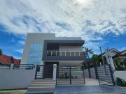 BRANDNEW HOUSE AND LOT FOR SALE IN ROYALE ESTATE...