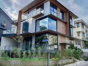 Brandnew house w pool im Mckinley Hill nr BGC Taguig