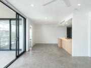 BREAK LEASE: 2 Bed 2 Bath Boutique Inner City Apartment