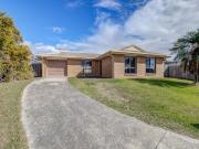 BREAK LEASE 3 BEDROOM FAMILY HOME