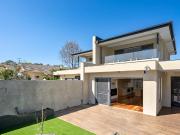 Breathtaking town living metres to Burke Road shopping