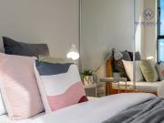 Breathtaking View CBD Apartment Great collection to your...