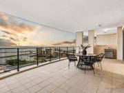 Breathtaking Views from Every Vantage Point Within the Home