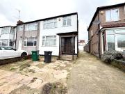 Brent Park Road, London NW4, 2 bed flat to rent, £1,700...