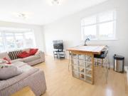 Brent View Road, London NW9, 2 bed flat to rent, £1,800...