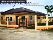 Brgy.alijis country homes house & lot