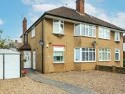 Briar Road, Watford, 2 Bedroom Maisonette