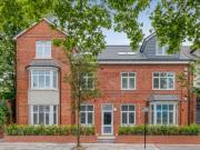Bridge House, High Street, 2 Bedroom Apartment