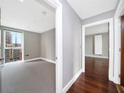 Bridge Road, Southall, Uxbridge UB2, 2 bed flat to rent,...