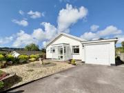 Bridge View, Wadebridge, PL27 2 bed detached bungalow...