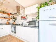 Bright 1–2 Bedroom Flat on Brockwell Park – Garden