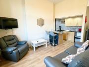 Bright 1 Bed Duplex Flat – Bills Included