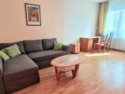 Bright 1 bedroom apartment close to the Richard Wagner...
