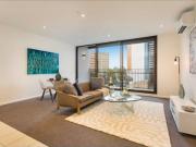 Bright 1 Bedroom Apartment with City Views + Parking