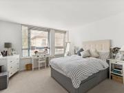 Bright 1 bedroom flat