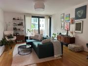 Bright 2.5 room apartment with balcony