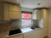Bright 2 bed flat in E1 Bills included