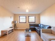 Bright 2 Bedroom Flat Next to the Uni of Edin