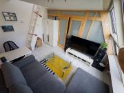 Bright 2 Room Apartment with Roof Terrace & Balcony, 3...