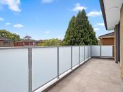 Bright 3 Bedroom Unit in Prime Randwick Location with...