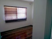 Bright airy 2 bedroom unit 1 block from hospital!