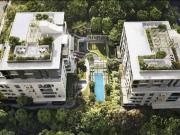 Bright & Airy Two Bedroom Retreat with Lush Garden &...