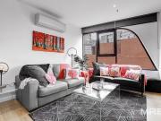 Bright and airy fully furnished
