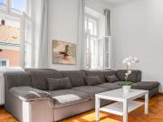 Bright and amazing loft close to city center