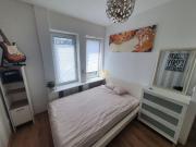 Bright and Cozy Home with Lift Access, Dusseldorf...