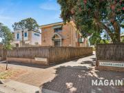 Bright and Inviting 1 Bedroom in Leafy Leabrook!