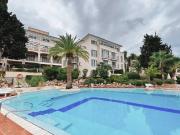Bright and modern 2 bedroom apartment with terraces and pool