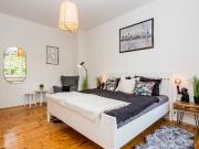 Bright and modern furnished apartment in Zehlendorf,...