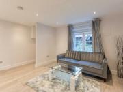 Bright and Newly Decorated 1 bedroom flat