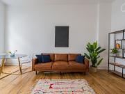 Bright and newly renovated 2 room apartment with...