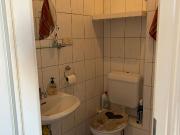 Bright and practical temporary apartment for one person...