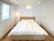 Bright and renovated appartment, w/ Parking garage,...