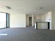 Bright and Spacious 3 bedroom apartment!