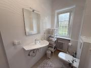 Bright and Spacious Apartment in a Green Setting – Ideal...