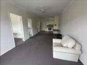 Bright and Spacious Apartment in St Lucia – Walk to UQ!