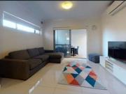 Bright and stylish furnished unit