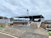 Bright and Sunny Lemnos Parade Unit