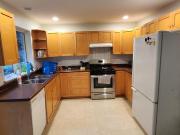 Bright and well kept 4 Bedroom Upper Suite in Sunrise...